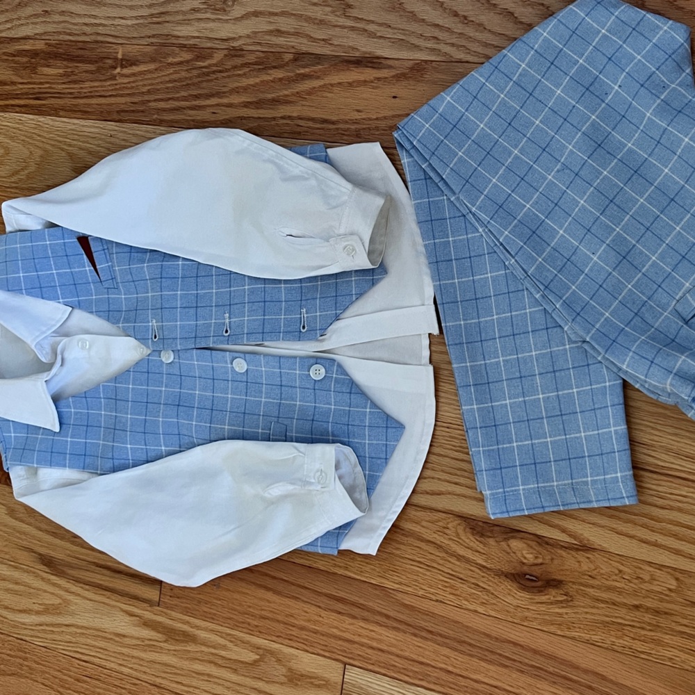 Boys dress up suits